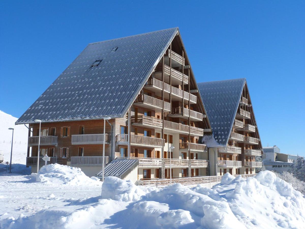 Super-besse T2 Avec Piscine Chauffee & Parking Couvert Apartment Besse-et-Saint-Anastaise